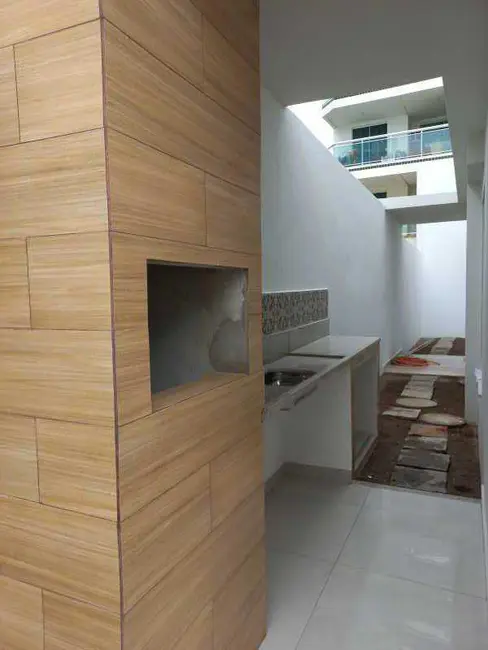 Foto 3 de Casa com 4 quartos à venda, 140m2 em Costazul, Rio Das Ostras - RJ
