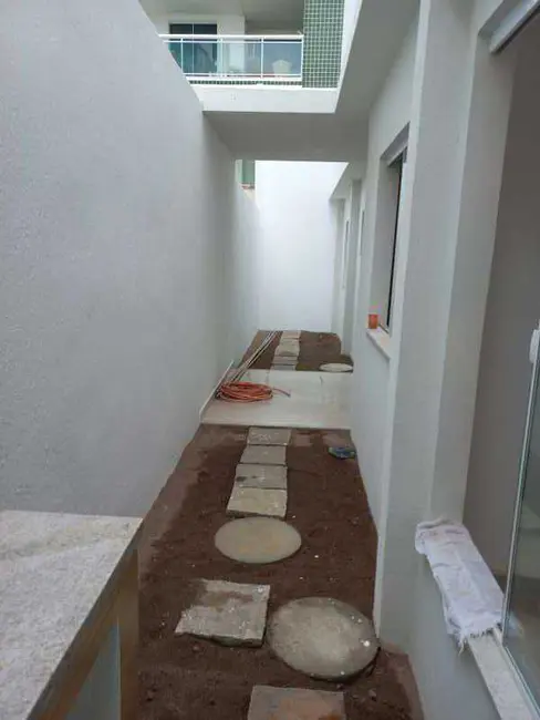 Foto 4 de Casa com 4 quartos à venda, 140m2 em Costazul, Rio Das Ostras - RJ