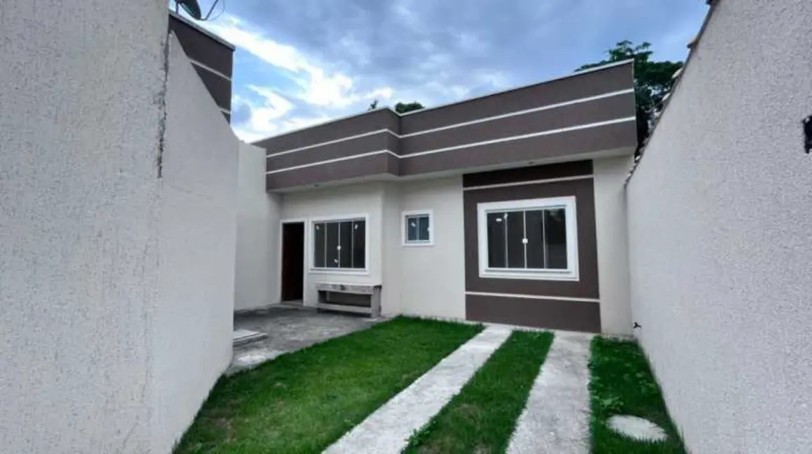 Foto 1 de Casa com 2 quartos à venda em Serramar, Rio Das Ostras - RJ