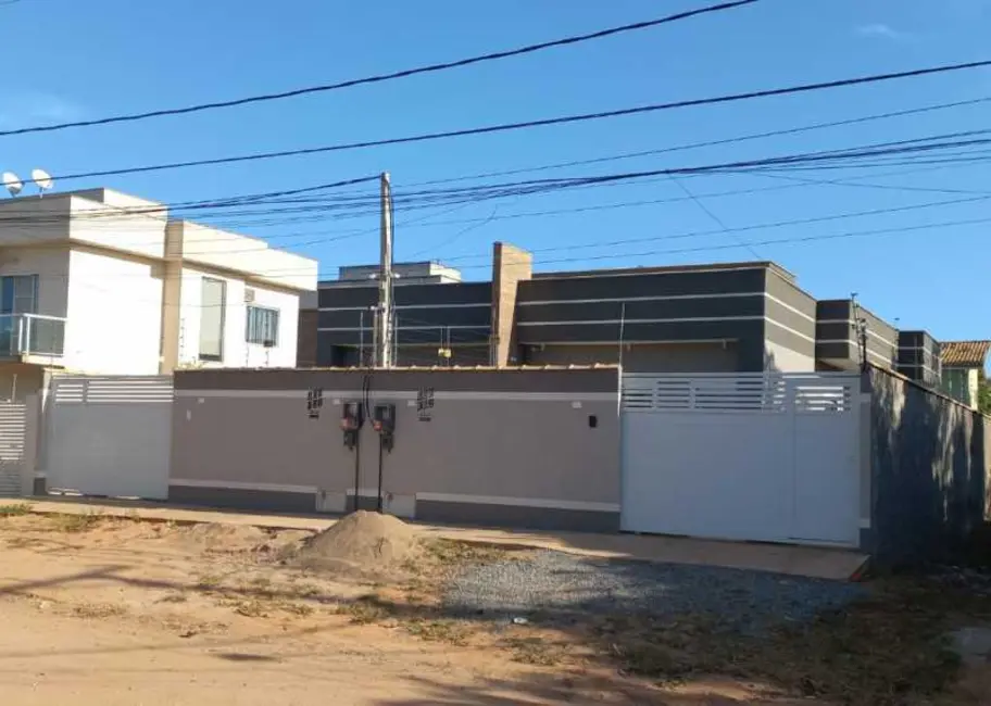 Foto 3 de Casa com 2 quartos à venda em Verdes Mares, Rio Das Ostras - RJ