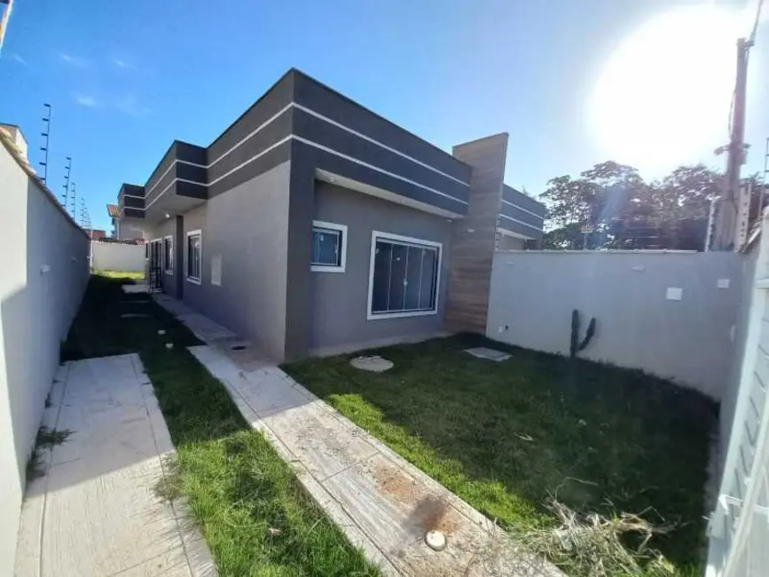 Foto 1 de Casa com 2 quartos à venda em Verdes Mares, Rio Das Ostras - RJ