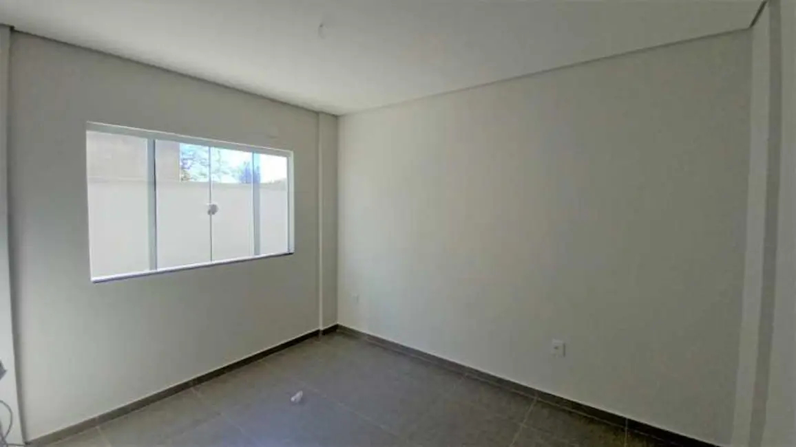 Foto 8 de Apartamento com 2 quartos à venda, 67m2 em Ouro Verde, Rio Das Ostras - RJ