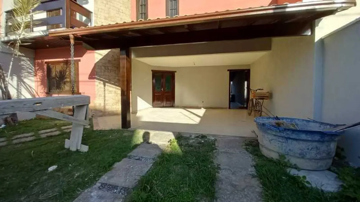 Foto 3 de Casa com 3 quartos à venda, 172m2 em Enseada das Gaivotas, Rio Das Ostras - RJ