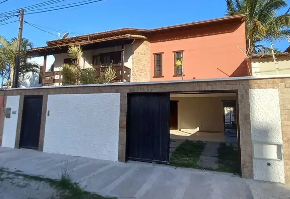 Foto 1 de Casa com 3 quartos à venda, 172m2 em Enseada das Gaivotas, Rio Das Ostras - RJ