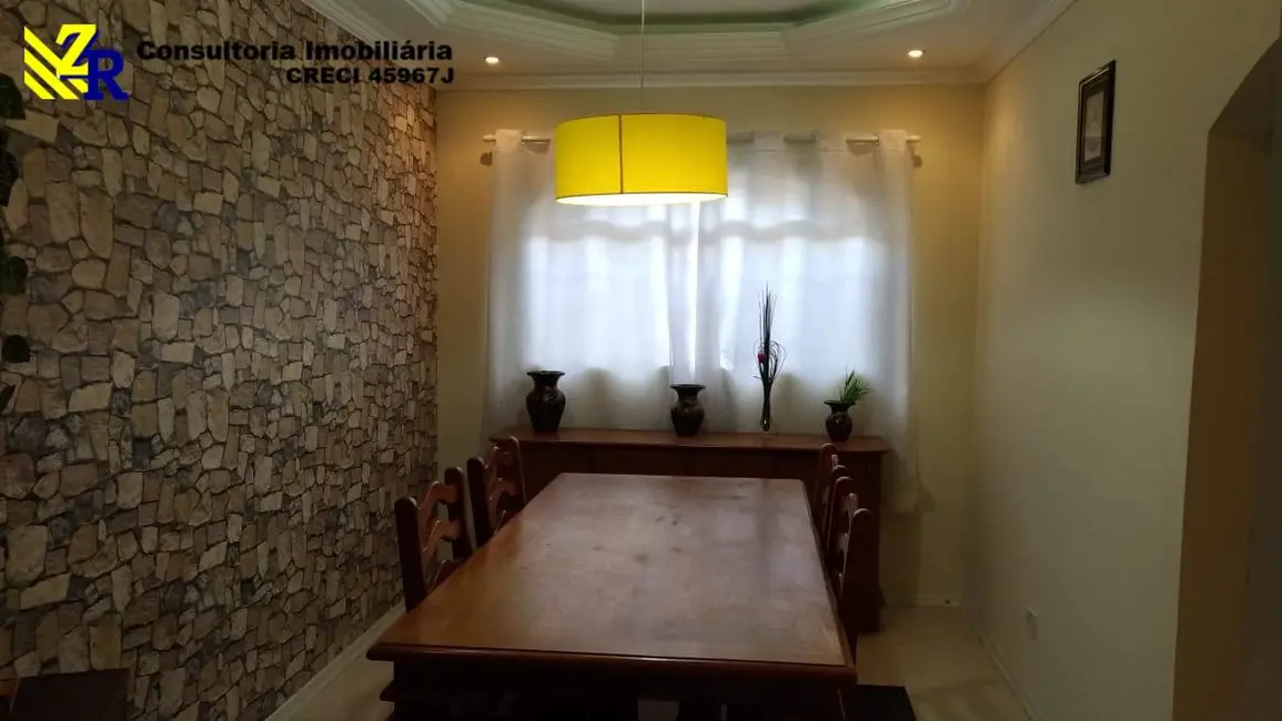 Foto 4 de Casa com 3 quartos à venda, 350m2 em Jardim Piqueroby, São Paulo - SP