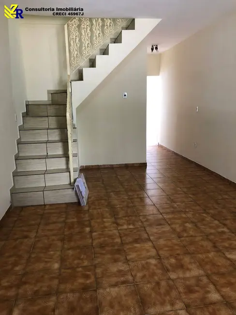 Foto 1 de Sobrado com 3 quartos à venda, 310m2 em Parque dos Bancários, São Paulo - SP