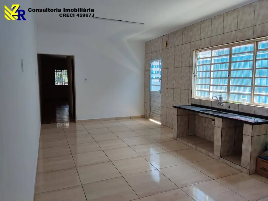 Foto 2 de Sobrado com 3 quartos à venda, 310m2 em Parque dos Bancários, São Paulo - SP