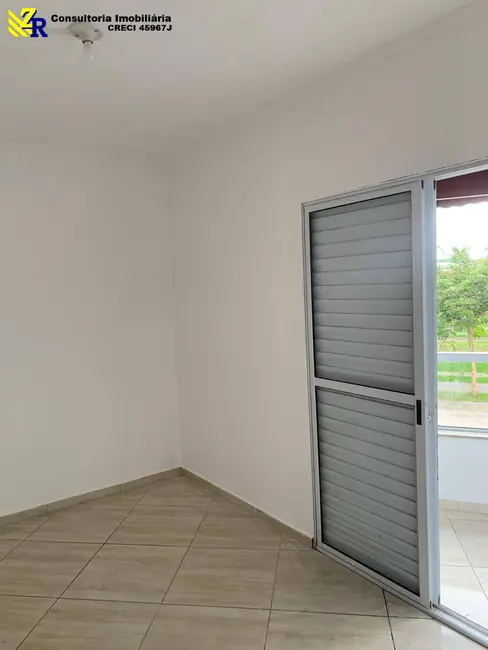 Foto 9 de Casa com 2 quartos à venda, 54m2 em Samambaia, Praia Grande - SP