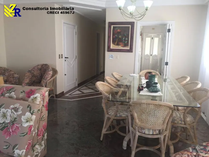 Foto 7 de Apartamento com 4 quartos à venda, 220m2 em Enseada, Guaruja - SP