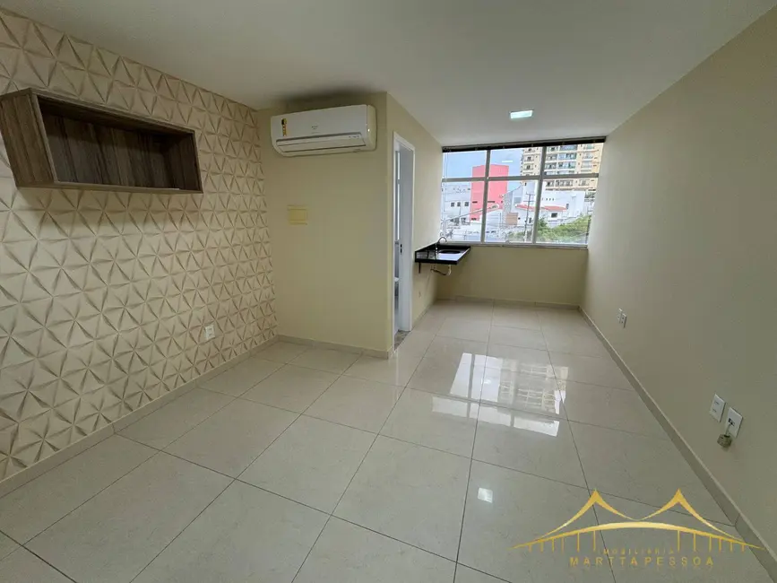 Sala Comercial para alugar, 25m2 em Candelária, Natal - RN - imagem 1 Foto 1 de Sala Comercial para alugar, 25m2 em Candelária, Natal - RN