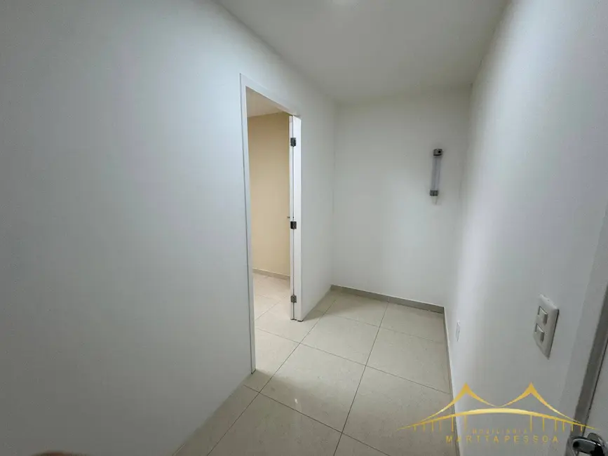Sala Comercial para alugar, 25m2 em Candelária, Natal - RN - imagem 4 Foto 4 de Sala Comercial para alugar, 25m2 em Candelária, Natal - RN