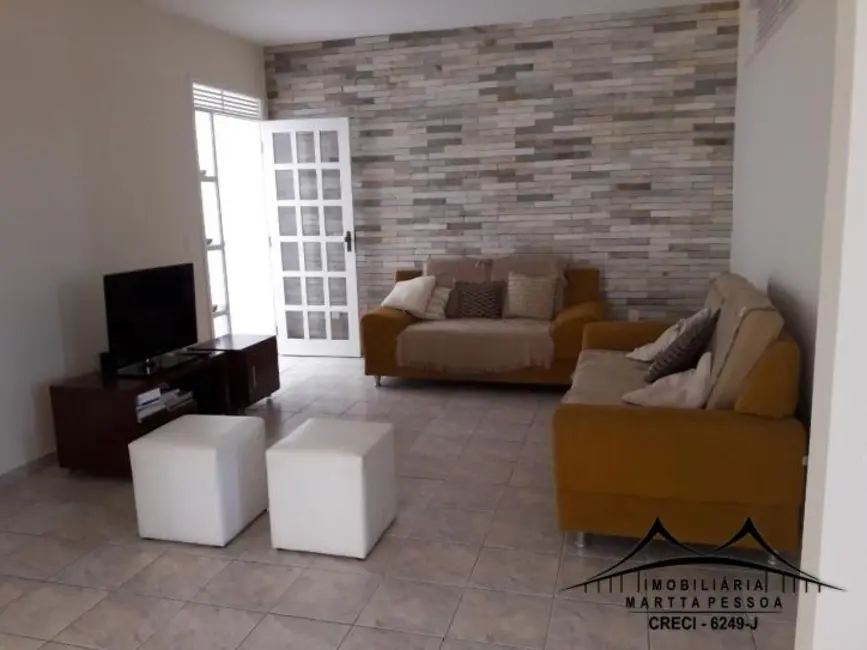 Foto 1 de Casa com 3 quartos à venda, 250m2 em Pitimbu, Natal - RN