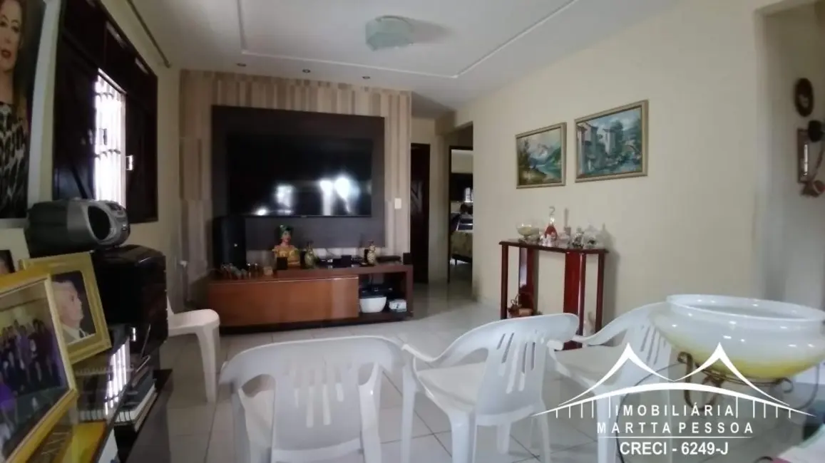 Foto 2 de Casa com 3 quartos à venda, 250m2 em Emaús, Parnamirim - RN