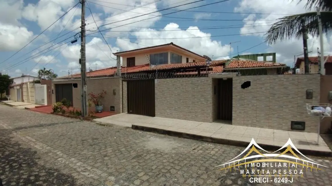 Foto 1 de Casa com 3 quartos à venda, 250m2 em Emaús, Parnamirim - RN
