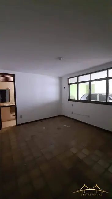 Casa com 4 quartos à venda, 600m2 em Candelária, Natal - RN - imagem 5 Foto 5 de Casa com 4 quartos à venda, 600m2 em Candelária, Natal - RN