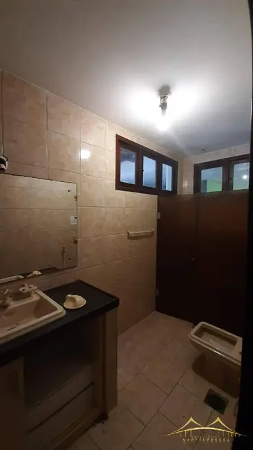 Casa com 4 quartos à venda, 600m2 em Candelária, Natal - RN - imagem 4 Foto 4 de Casa com 4 quartos à venda, 600m2 em Candelária, Natal - RN