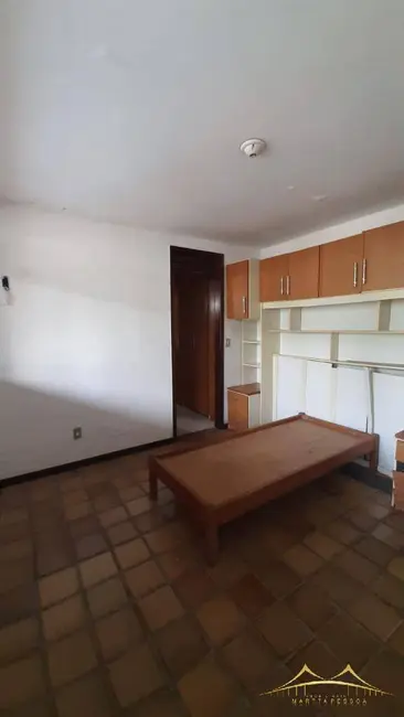 Casa com 4 quartos à venda, 600m2 em Candelária, Natal - RN - imagem 7 Foto 7 de Casa com 4 quartos à venda, 600m2 em Candelária, Natal - RN