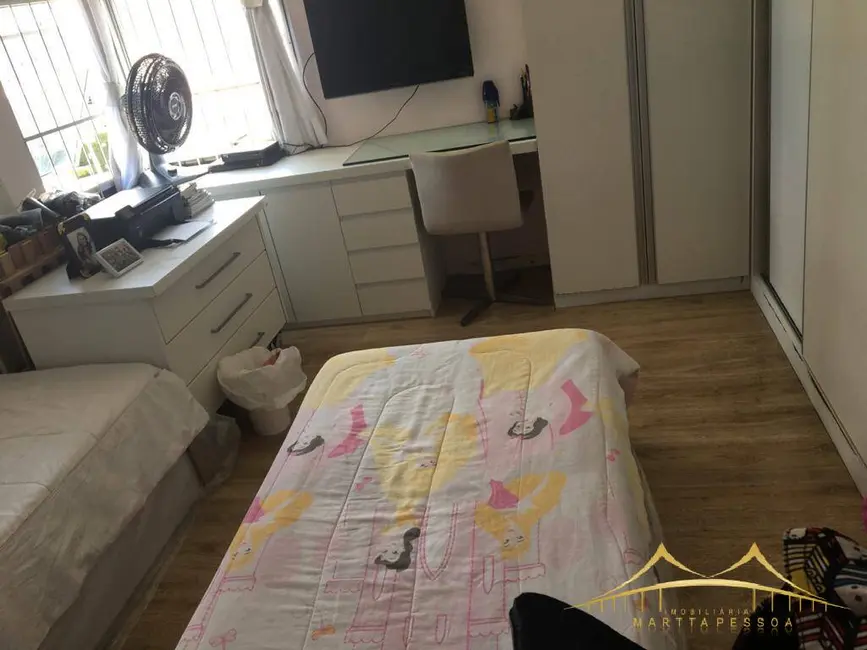 Apartamento com 3 quartos à venda, 196m2 em Tirol, Natal - RN - imagem 7 Foto 7 de Apartamento com 3 quartos à venda, 196m2 em Tirol, Natal - RN