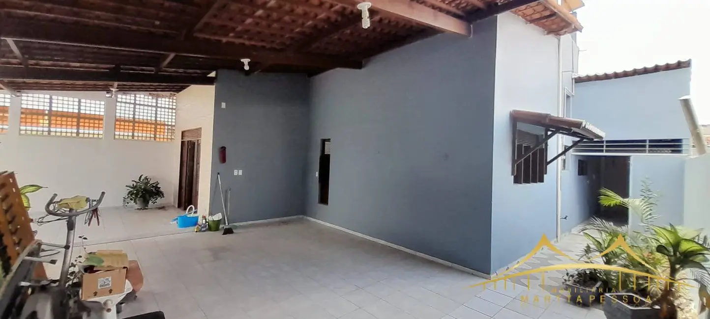 Casa com 3 quartos para alugar, 150m2 em Lagoa Nova, Natal - RN - imagem 8 Foto 8 de Casa com 3 quartos para alugar, 150m2 em Lagoa Nova, Natal - RN