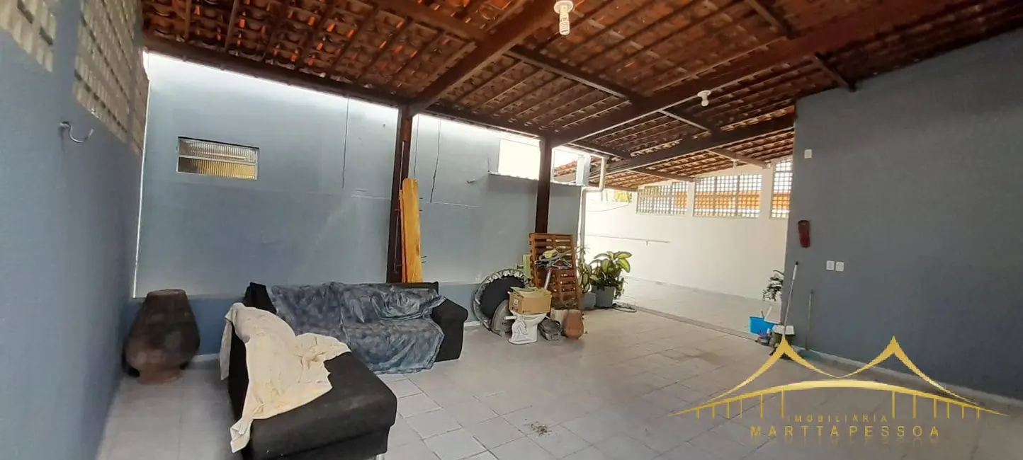 Casa com 3 quartos para alugar, 150m2 em Lagoa Nova, Natal - RN - imagem 6 Foto 6 de Casa com 3 quartos para alugar, 150m2 em Lagoa Nova, Natal - RN
