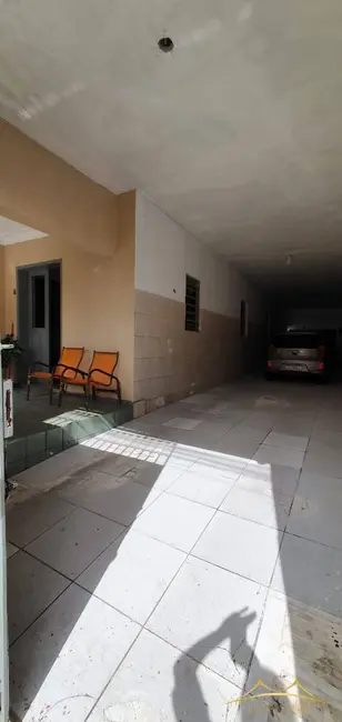 Casa com 5 quartos à venda, 273m2 em Alecrim, Natal - RN - imagem 4 Foto 4 de Casa com 5 quartos à venda, 273m2 em Alecrim, Natal - RN