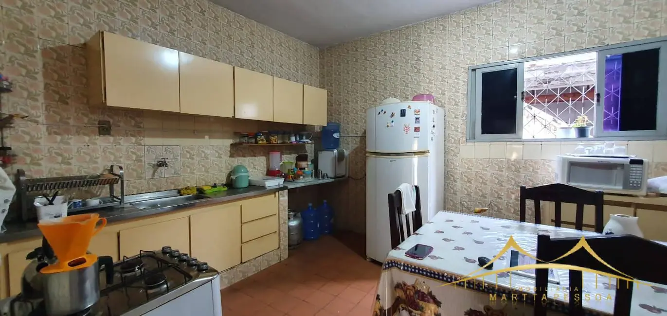 Casa com 5 quartos à venda, 273m2 em Alecrim, Natal - RN - imagem 7 Foto 7 de Casa com 5 quartos à venda, 273m2 em Alecrim, Natal - RN
