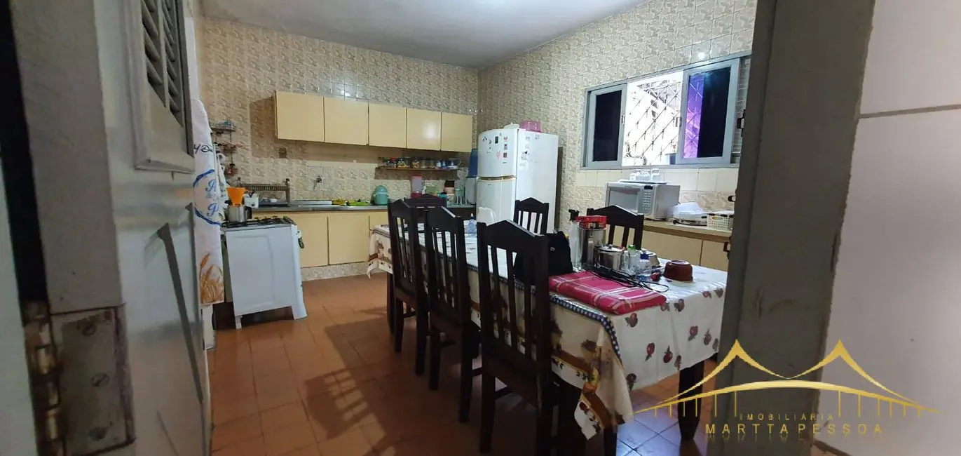 Casa com 5 quartos à venda, 273m2 em Alecrim, Natal - RN - imagem 9 Foto 9 de Casa com 5 quartos à venda, 273m2 em Alecrim, Natal - RN