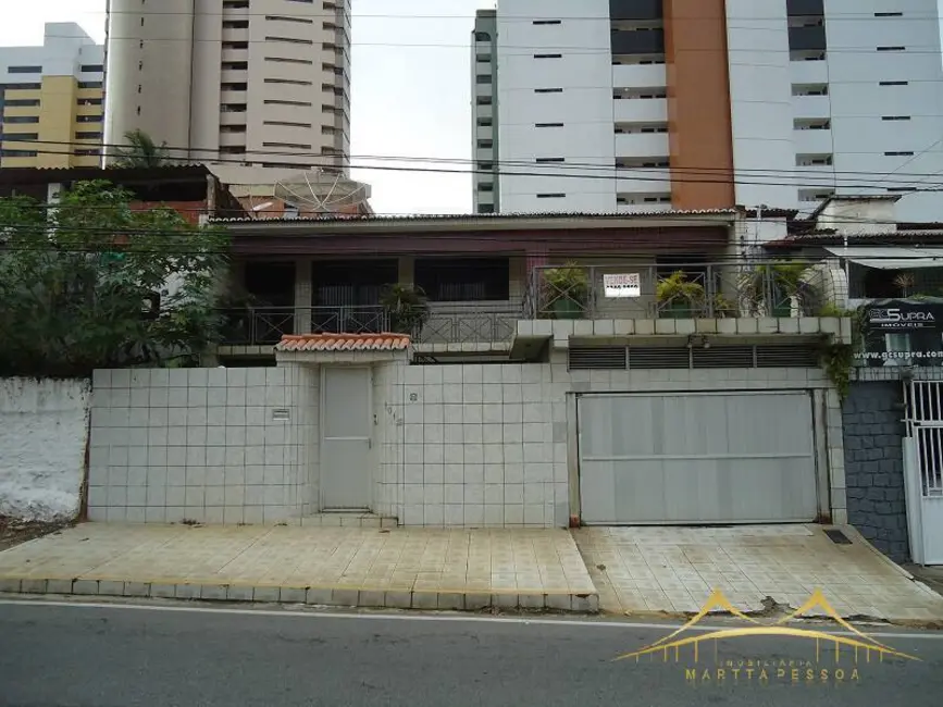 Foto 1 de Casa com 4 quartos à venda, 300m2 em Lagoa Nova, Natal - RN