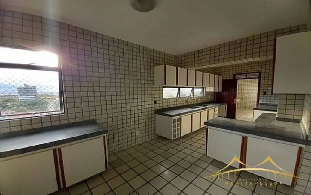 Apartamento com 4 quartos à venda, 245m2 em Tirol, Natal - RN - imagem 4 Foto 4 de Apartamento com 4 quartos à venda, 245m2 em Tirol, Natal - RN