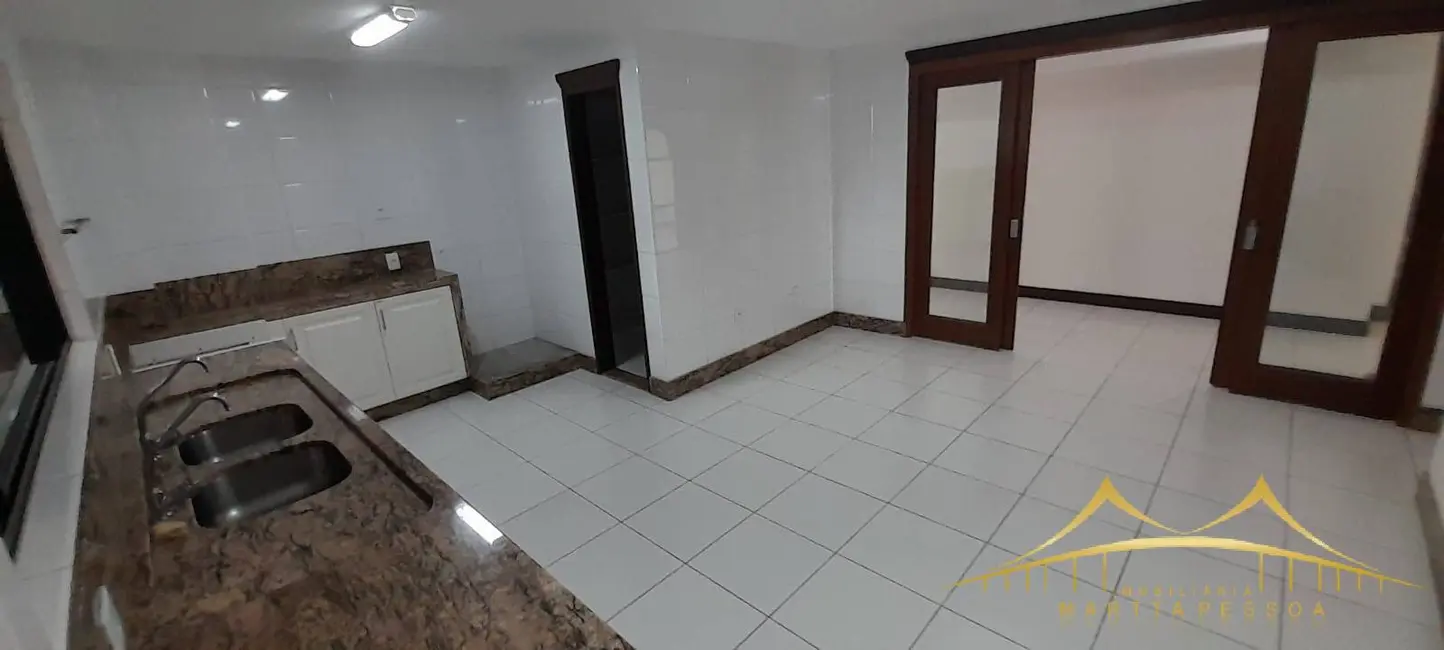 Foto 8 de Apartamento com 4 quartos para alugar, 222m2 em Tirol, Natal - RN
