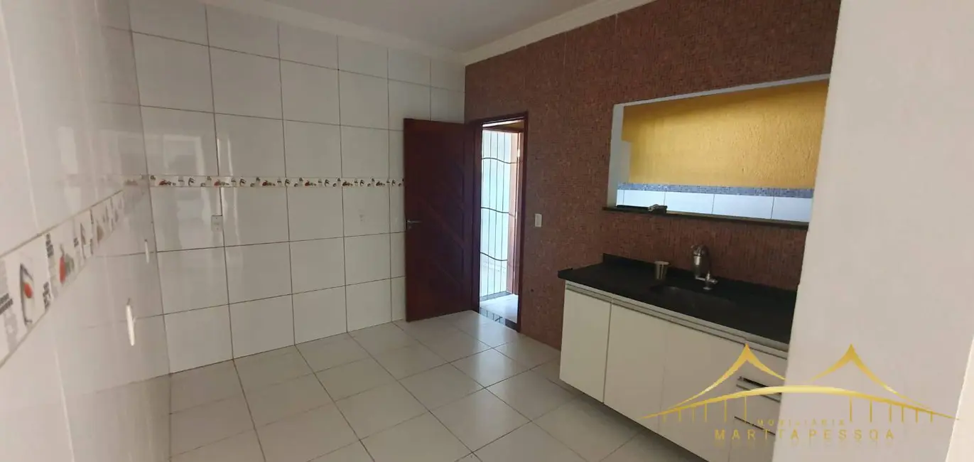 Casa com 4 quartos à venda, 300m2 em Emaús, Parnamirim - RN - imagem 6 Foto 6 de Casa com 4 quartos à venda, 300m2 em Emaús, Parnamirim - RN