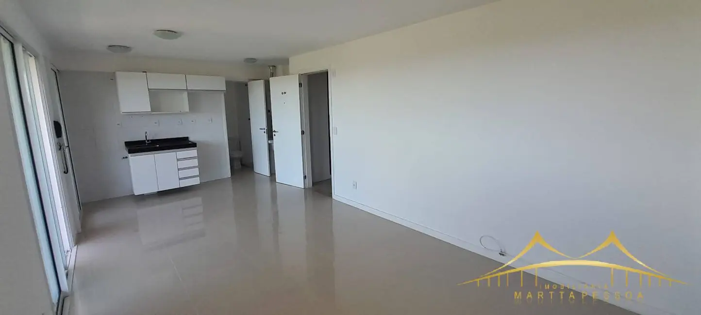 Foto 2 de Apartamento com 3 quartos para alugar, 79m2 em Ponta Negra, Natal - RN