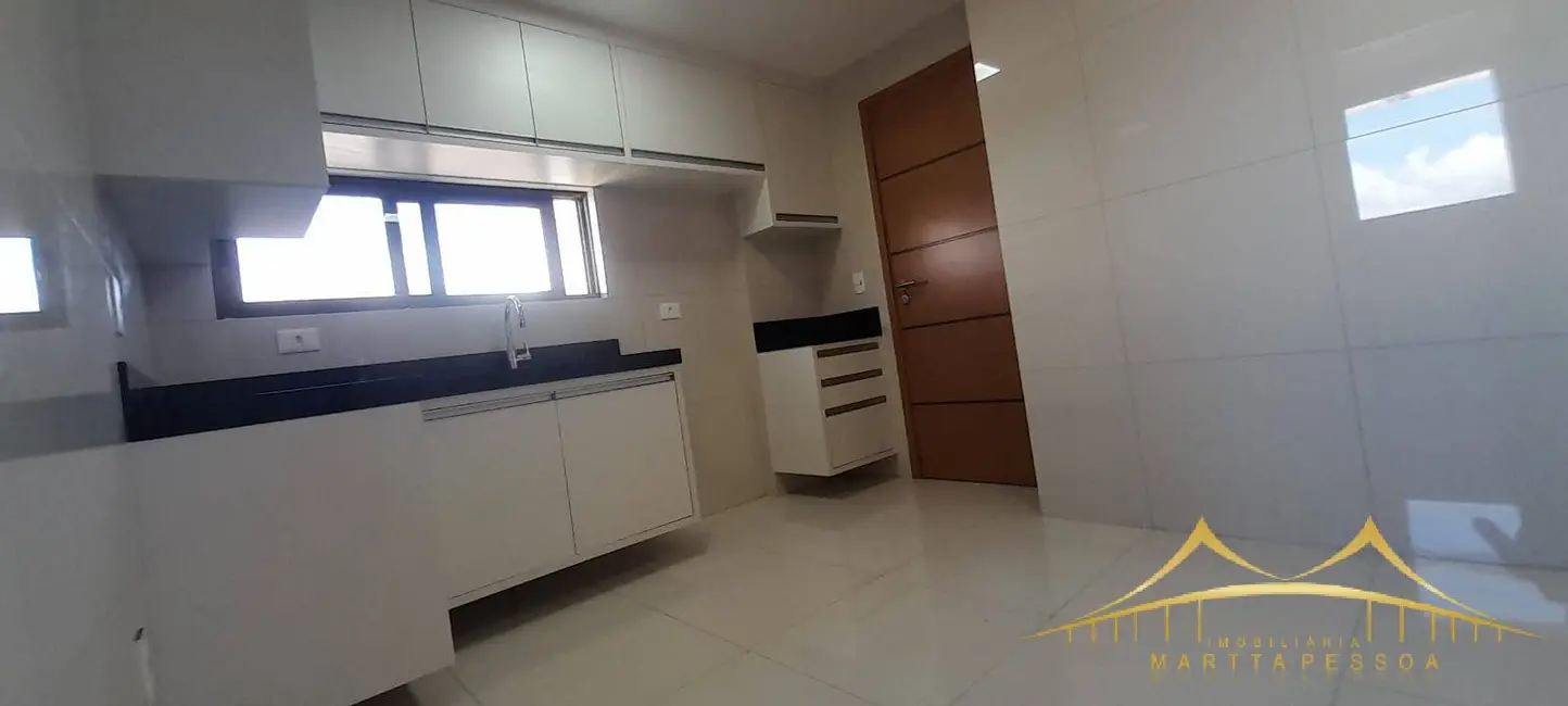 Apartamento com 3 quartos para alugar, 127m2 em Lagoa Nova, Natal - RN - imagem 2 Foto 2 de Apartamento com 3 quartos para alugar, 127m2 em Lagoa Nova, Natal - RN
