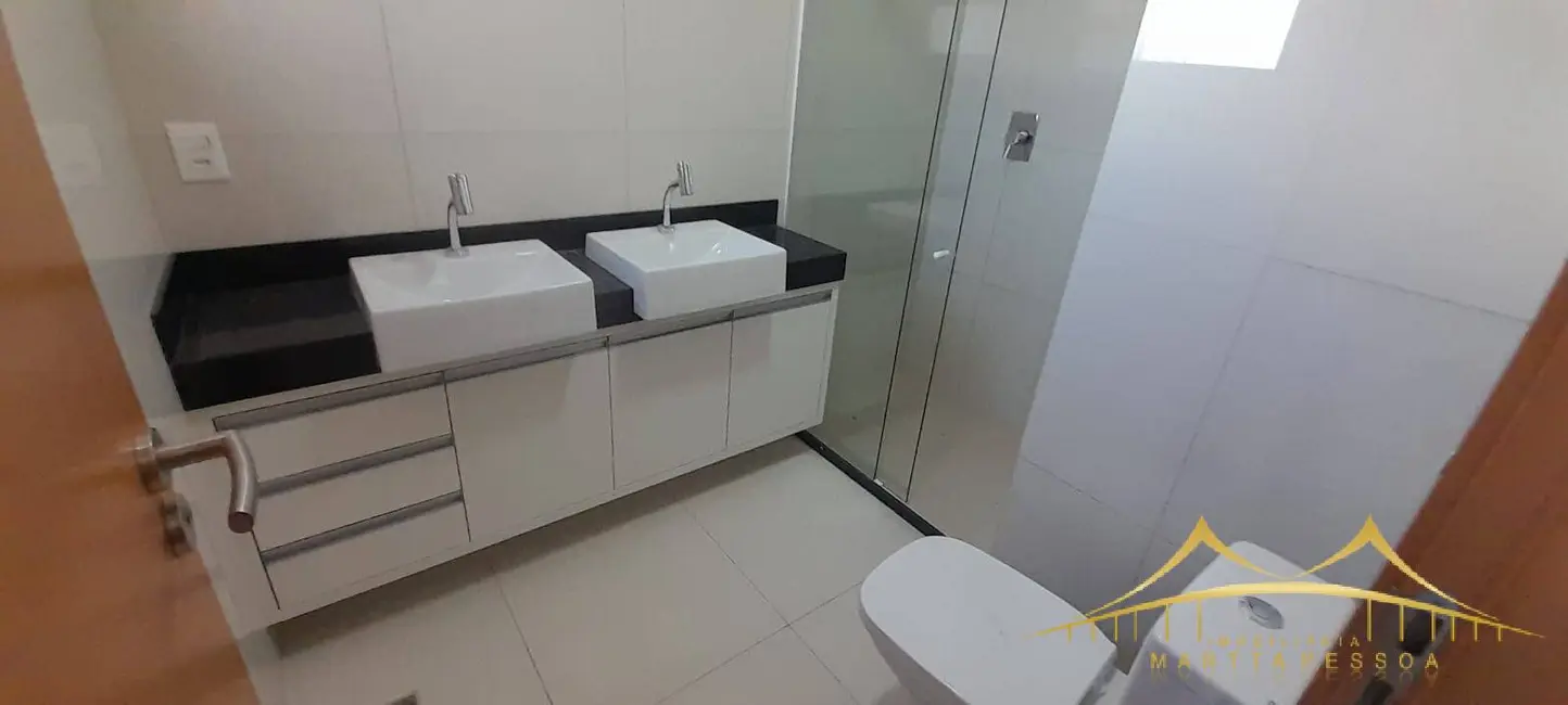 Apartamento com 3 quartos para alugar, 127m2 em Lagoa Nova, Natal - RN - imagem 9 Foto 9 de Apartamento com 3 quartos para alugar, 127m2 em Lagoa Nova, Natal - RN