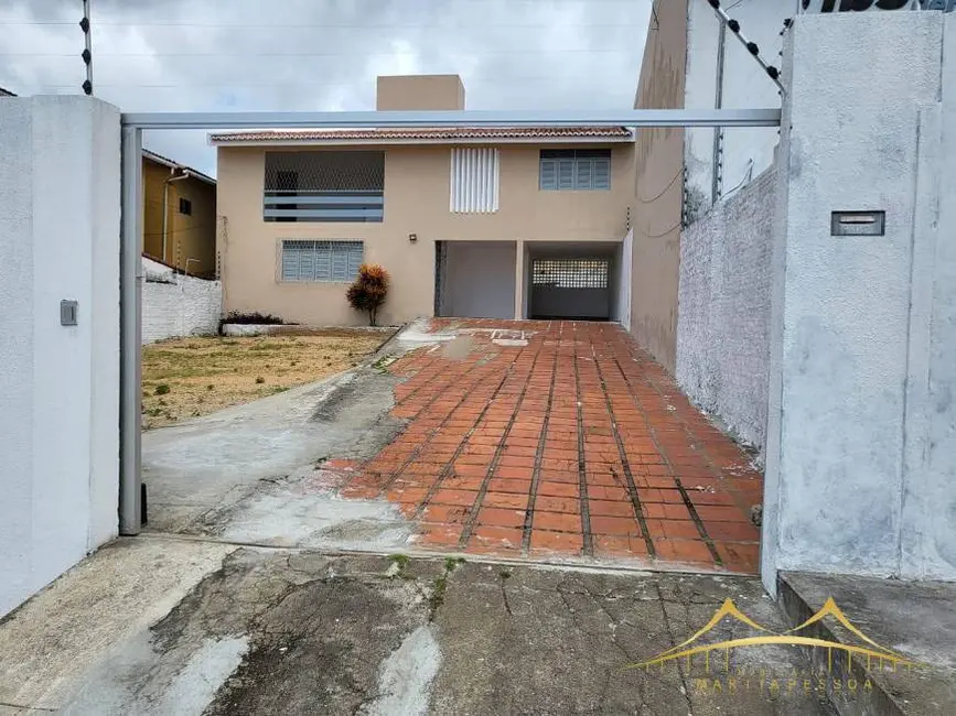 Foto 1 de Casa com 3 quartos para alugar, 180m2 em Neópolis, Natal - RN