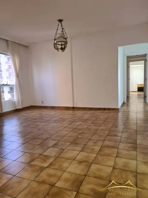 Apartamento com 3 quartos para alugar, 177m2 em Petrópolis, Natal - RN - imagem 2 Foto 2 de Apartamento com 3 quartos para alugar, 177m2 em Petrópolis, Natal - RN