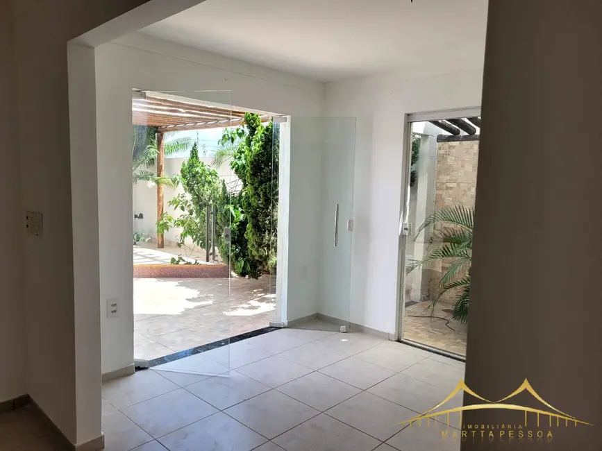 Casa com 4 quartos à venda, 200m2 em Nova Esperança, Parnamirim - RN - imagem 7 Foto 7 de Casa com 4 quartos à venda, 200m2 em Nova Esperança, Parnamirim - RN
