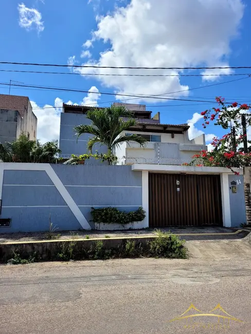Foto 1 de Casa com 4 quartos à venda, 200m2 em Nova Esperança, Parnamirim - RN