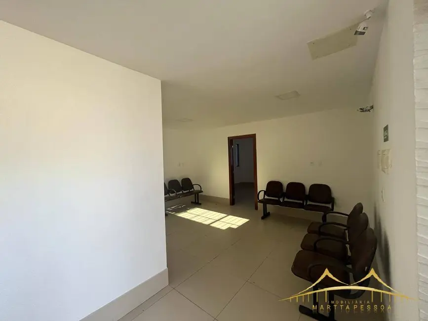 Sala Comercial para alugar, 500m2 em Lagoa Nova, Natal - RN - imagem 3 Foto 3 de Sala Comercial para alugar, 500m2 em Lagoa Nova, Natal - RN