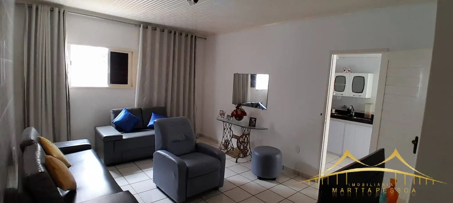 Casa com 4 quartos à venda, 250m2 em Lagoa Nova, Natal - RN - imagem 4 Foto 4 de Casa com 4 quartos à venda, 250m2 em Lagoa Nova, Natal - RN