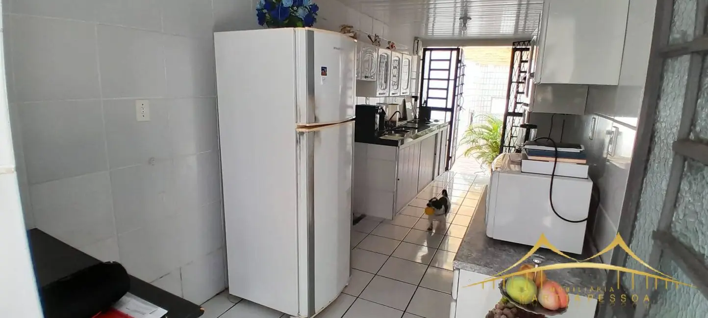 Casa com 4 quartos à venda, 250m2 em Lagoa Nova, Natal - RN - imagem 7 Foto 7 de Casa com 4 quartos à venda, 250m2 em Lagoa Nova, Natal - RN
