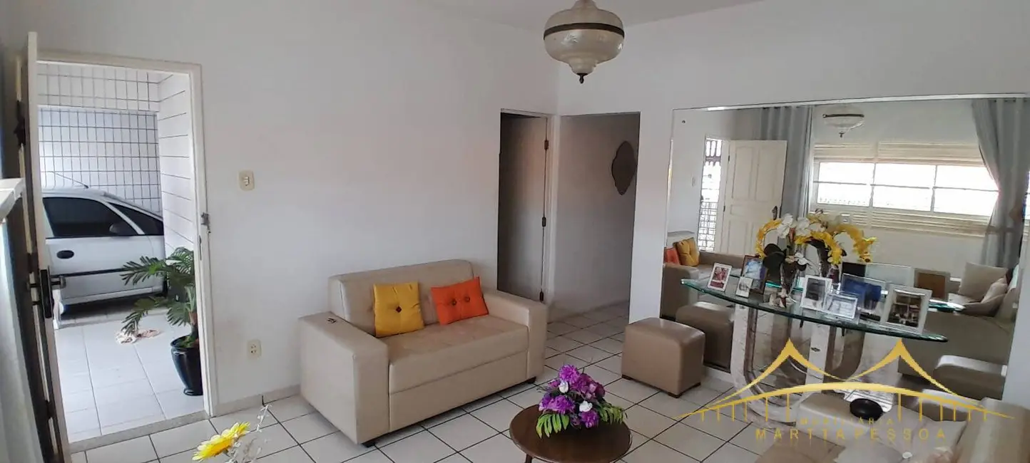 Casa com 4 quartos à venda, 250m2 em Lagoa Nova, Natal - RN - imagem 5 Foto 5 de Casa com 4 quartos à venda, 250m2 em Lagoa Nova, Natal - RN