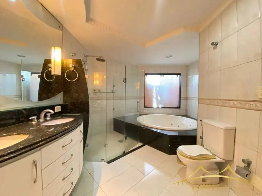 Casa de Condomínio com 4 quartos para alugar, 427m2 em Candelária, Natal - RN - imagem 5 Foto 5 de Casa de Condomínio com 4 quartos para alugar, 427m2 em Candelária, Natal - RN