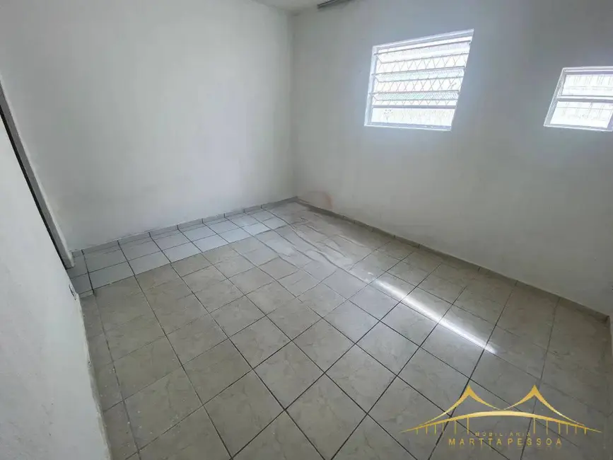 Casa com 4 quartos para alugar, 300m2 em Petrópolis, Natal - RN - imagem 9 Foto 9 de Casa com 4 quartos para alugar, 300m2 em Petrópolis, Natal - RN