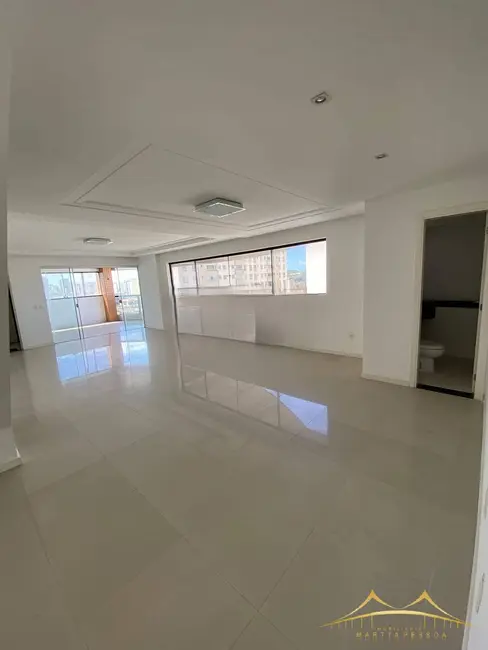 Cobertura com 4 quartos à venda, 330m2 em Lagoa Nova, Natal - RN - imagem 8 Foto 8 de Cobertura com 4 quartos à venda, 330m2 em Lagoa Nova, Natal - RN