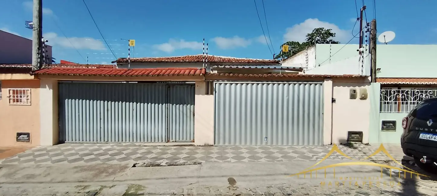 Casa com 5 quartos à venda, 200m2 em Alecrim, Natal - RN - imagem 1 Foto 1 de Casa com 5 quartos à venda, 200m2 em Alecrim, Natal - RN