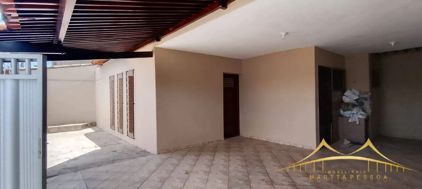 Foto 1 de Casa com 3 quartos à venda, 210m2 em Lagoa Nova, Natal - RN