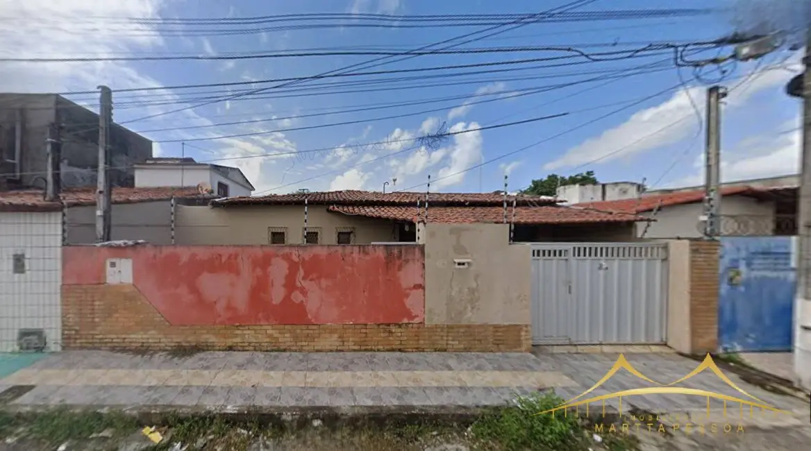 Foto 1 de Casa com 3 quartos à venda, 210m2 em Lagoa Nova, Natal - RN