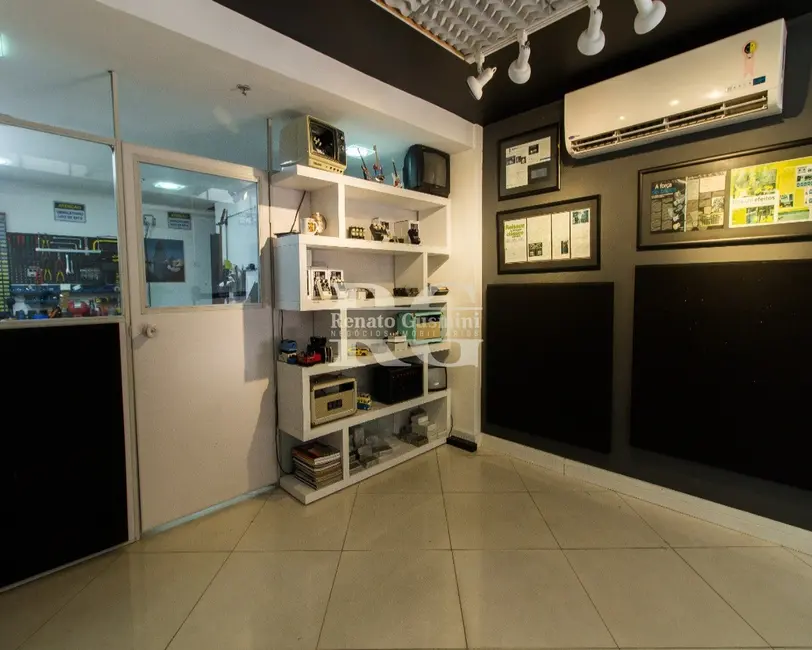 Sala Comercial à venda, 64m2 em Barra da Tijuca, Rio De Janeiro - RJ - imagem 5 Foto 5 de Sala Comercial à venda, 64m2 em Barra da Tijuca, Rio De Janeiro - RJ