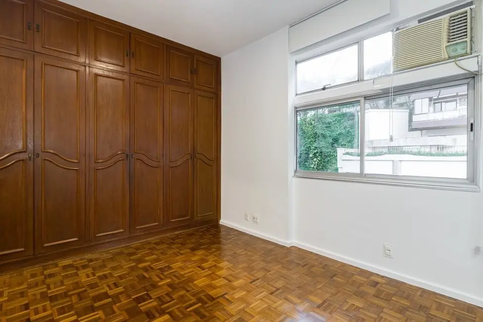 Foto 2 de Apartamento com 3 quartos à venda, 128m2 em Leblon, Rio De Janeiro - RJ